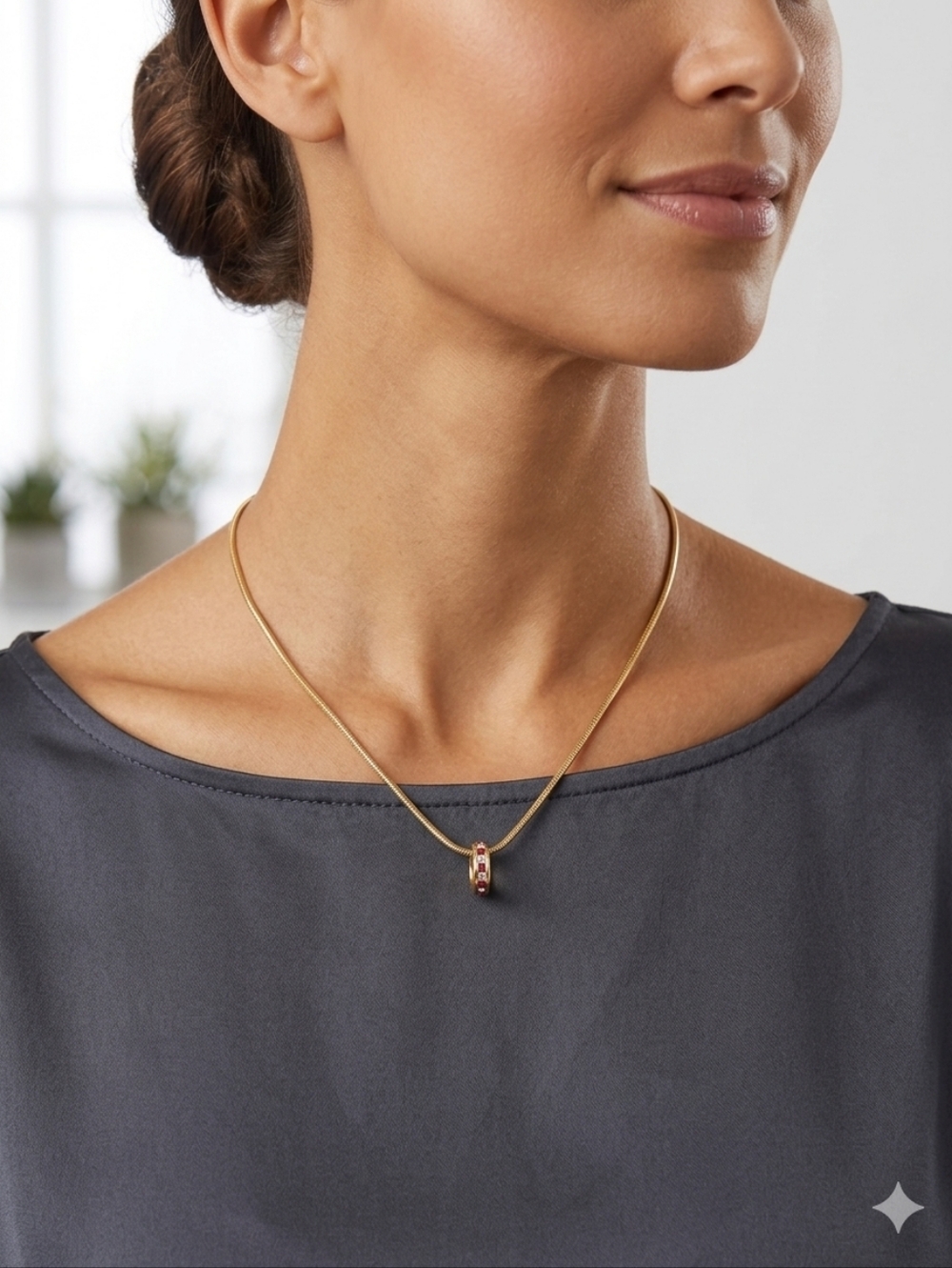 CAROLINA HERRERA‎  Fashion YELLOW GOLD PENDANT NECKLACE